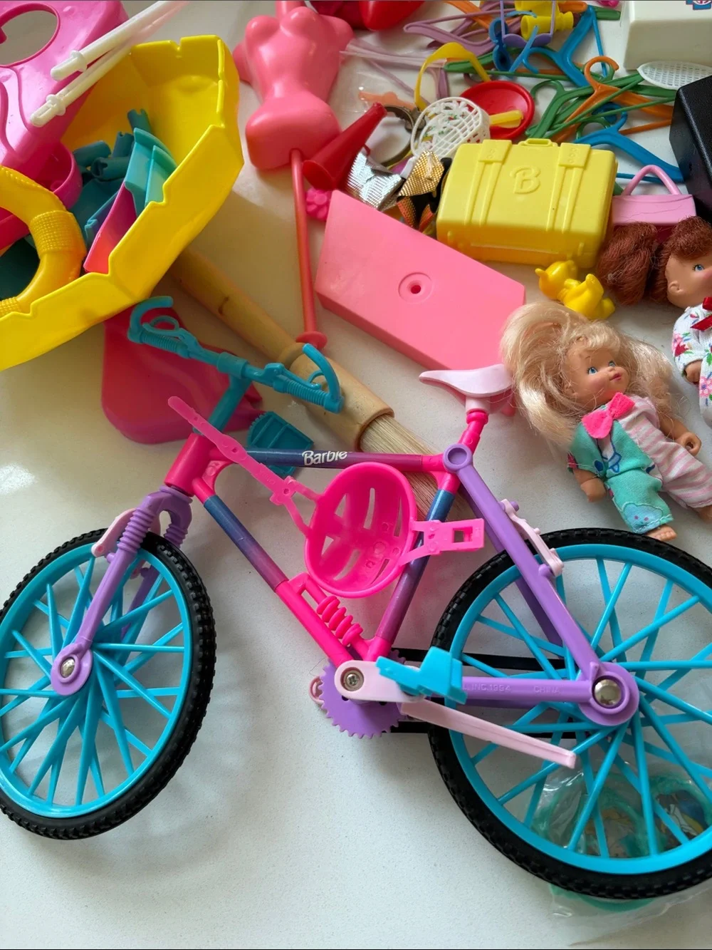Vintage Barbie Lot - Picture 4 of 10